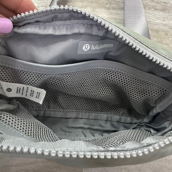 Lululemon Gray Belt Bag Fanny Pack - Picture 6 of 9